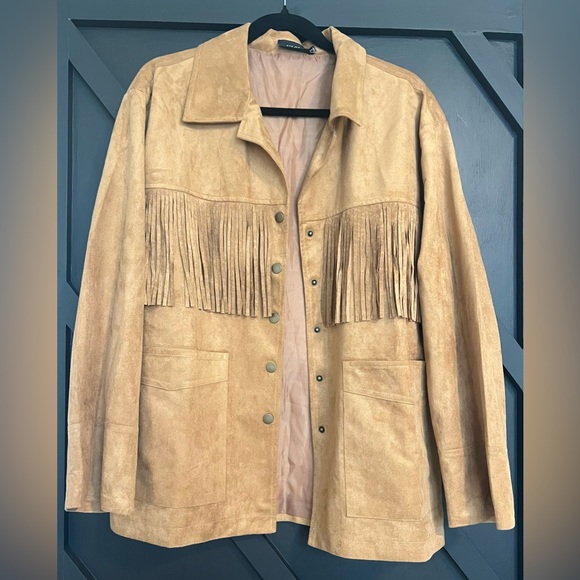 VICI Even Ember Suede Fringe Jacket in Camel, Size Small - Picture 7 of 12